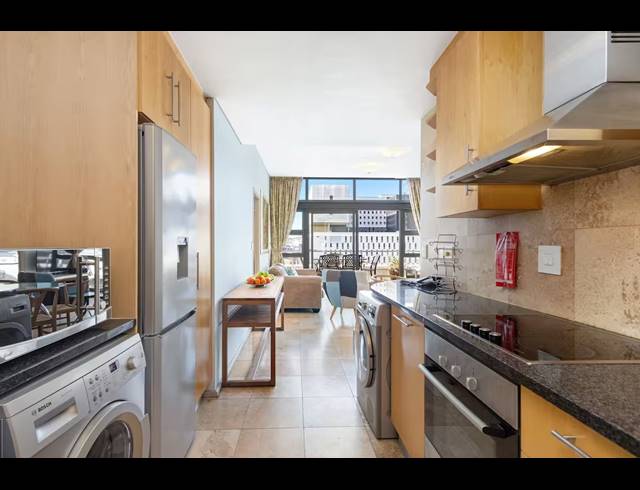 2 BEDROOM APARTMENT TO LET IN CAPE TOWN CITY CENTRE